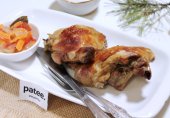 Куриные окорочка, запеченные в рукаве в духовке