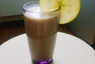 Банановый смузи с печеньем