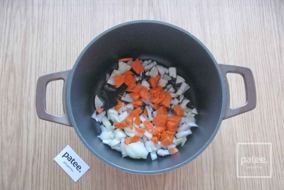 Картофель с курицей тушеный в молоке - Шаг 3