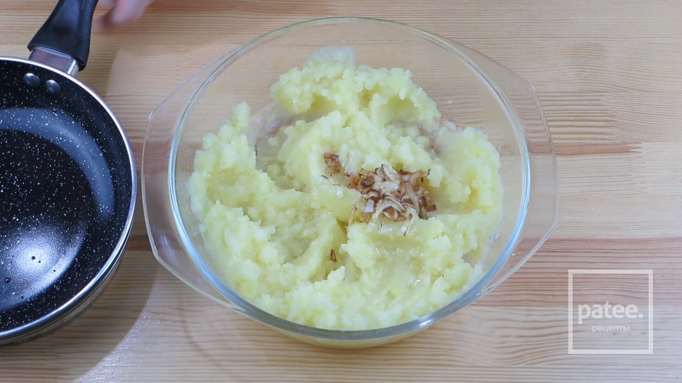 Жареные пирожки с картошкой - Шаг 1