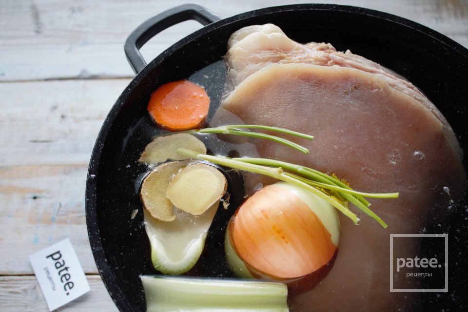 Рулька свиная в горчично-медовом соусе в духовке - Шаг 6