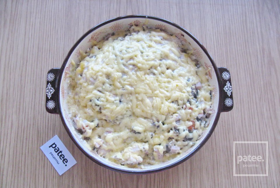 Мясное ассорти с грибами и сливками - Шаг 13