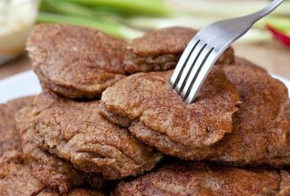 Печёночные оладьи из куриной печени.