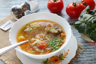 Щи с говядиной и свежей капустой