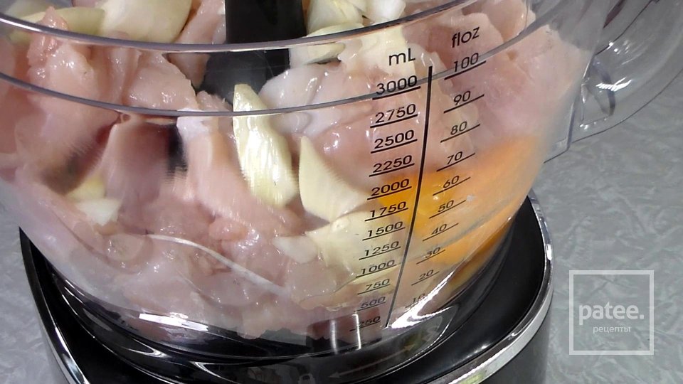 Куриные зразы с грибной начинкой - Шаг 3