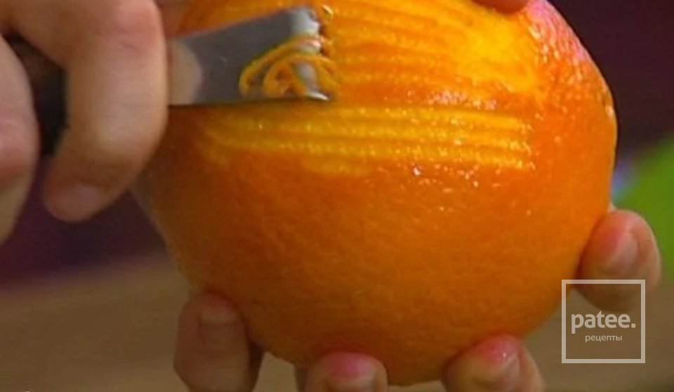 Салат с сёмгой, апельсином и оливками - Шаг 3