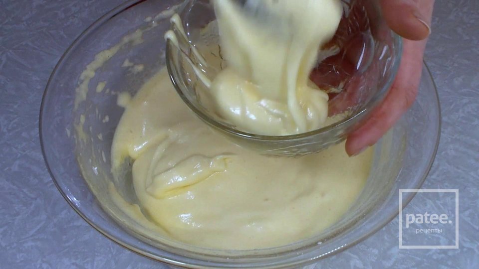 Бисквитный Рулет с Творожным Кремом и Персиками - Шаг 7