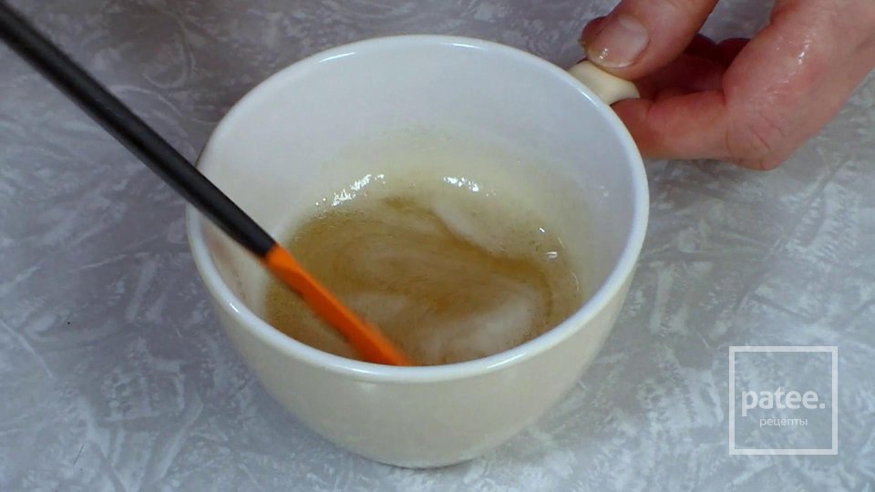 Бисквитный Рулет с Творожным Кремом и Персиками - Шаг 16