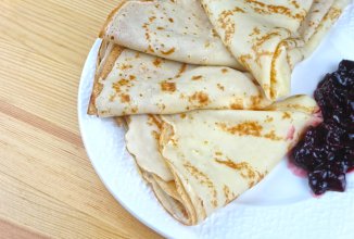 Тонкие блины на молоке. Блинчики с творогом