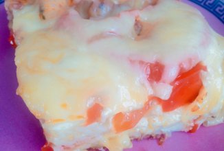 Открытый пирог с курицей и болгарским перцем