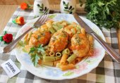 Котлеты с капустой в соусе