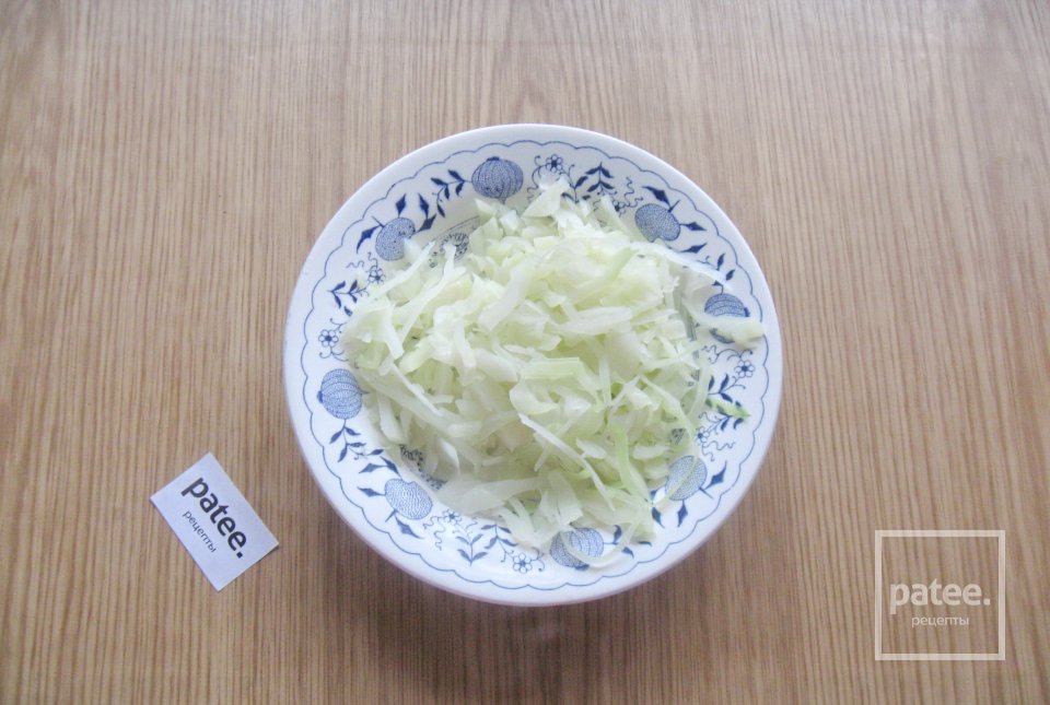 Котлеты с капустой в соусе - Шаг 4