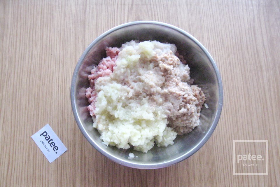 Котлеты с капустой в соусе - Шаг 5