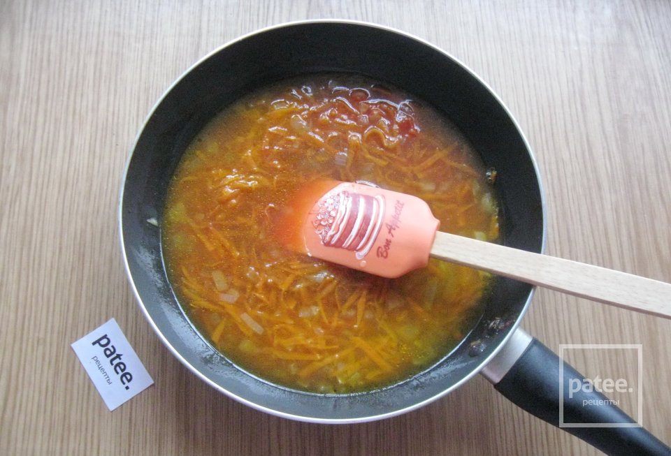 Котлеты с капустой в соусе - Шаг 10