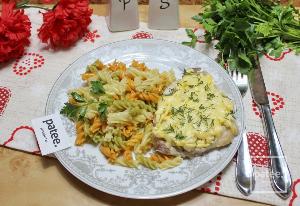 Свиная корейка под майонезом в духовке - Шаг 10