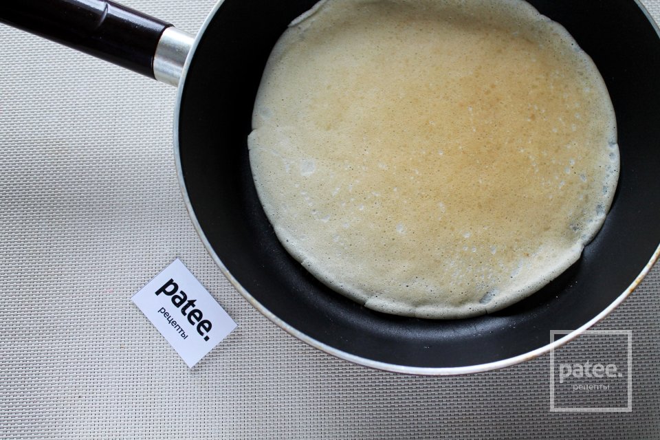 Блины заварные на молоке с яблоком - Шаг 12