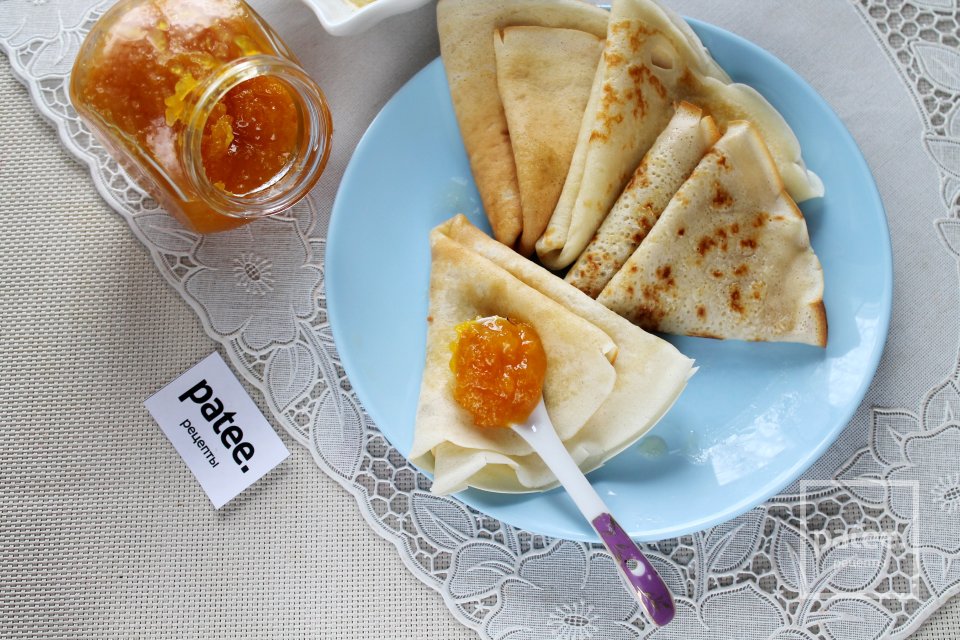 Блины заварные на молоке с яблоком - Шаг 15