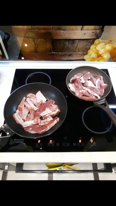 Баранина томлёная в пиве. - Шаг 2