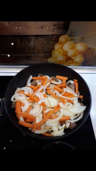 Баранина томлёная в пиве. - Шаг 5