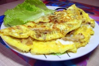 Омлет с курочкой и вялеными томатами