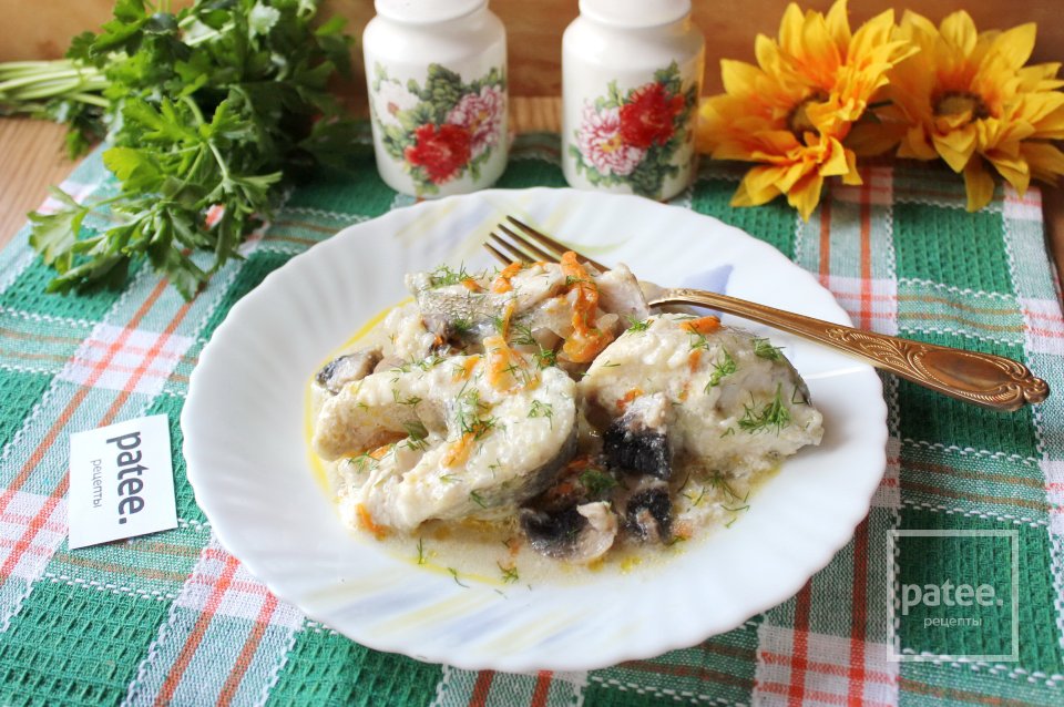 Судак в сливках с грибами - Шаг 10