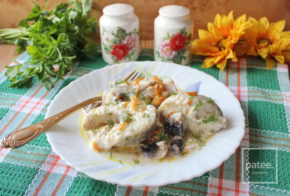 Судак в сливках с грибами - Шаг 11