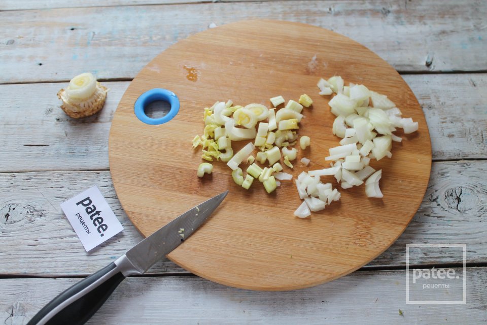 Кабачки, тушённые в сметане с тмином - Шаг 4