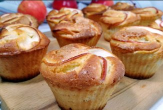 Кексы с яблоками, простой рецепт