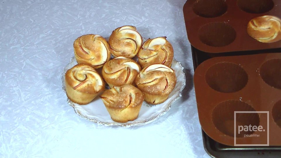 Кексы с яблоками, простой рецепт - Шаг 11