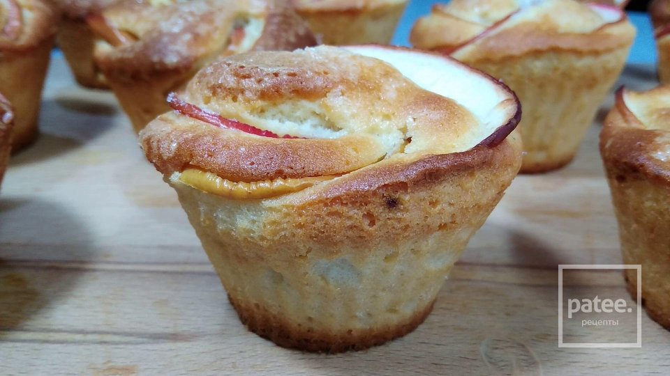 Кексы с яблоками, простой рецепт - Шаг 12