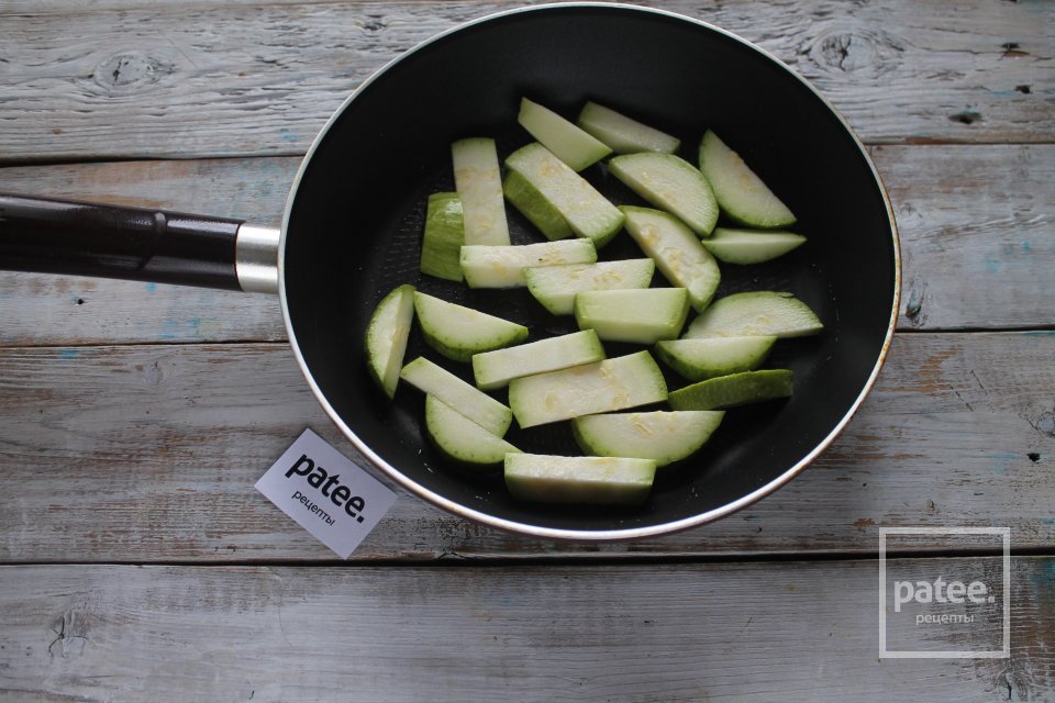 Салат со свеклой, курицей и апельсином - Шаг 3