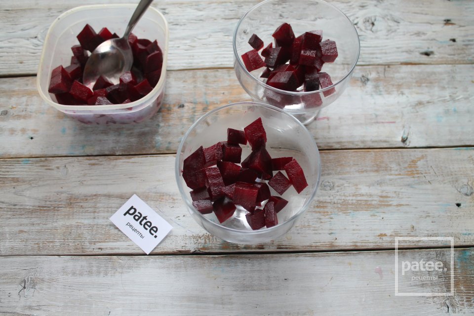 Салат со свеклой, курицей и апельсином - Шаг 9