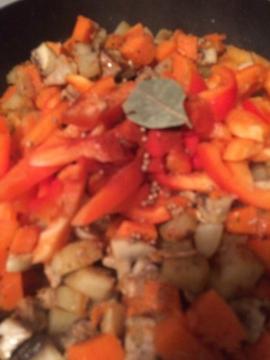 Жаркое со свининой и тыквой - Шаг 4