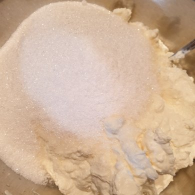 Чизкейк из творога с солёной карамелью - Шаг 4