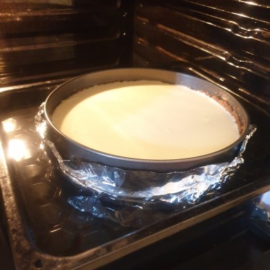 Чизкейк из творога с солёной карамелью - Шаг 8