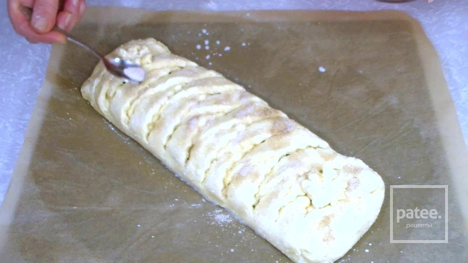 Яблочный пирог на творожном тесте - Шаг 13