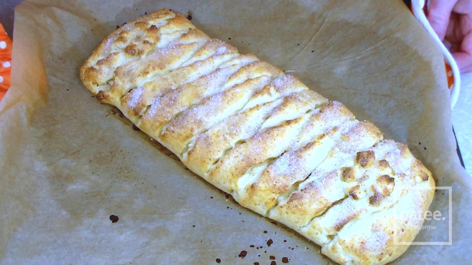 Яблочный пирог на творожном тесте - Шаг 15