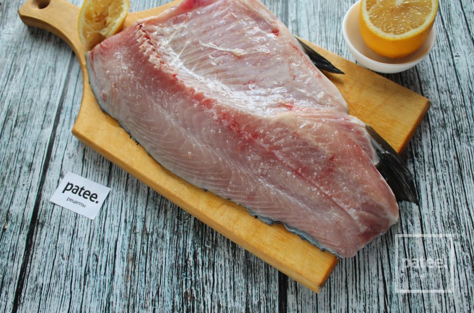 Карп с овощами в духовке в фольге - Шаг 4