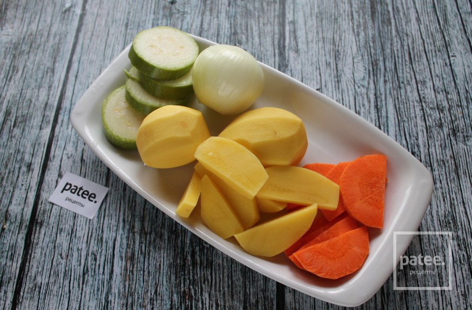 Карп с овощами в духовке в фольге - Шаг 5