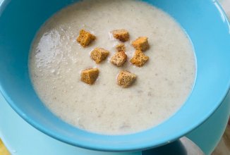 Суп-пюре из шампиньонов со сливкамии