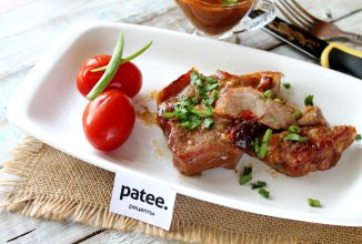 Свинина в медово-горчичном маринаде в духовке