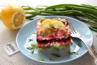 Салат Шуба с малосольной скумбрией