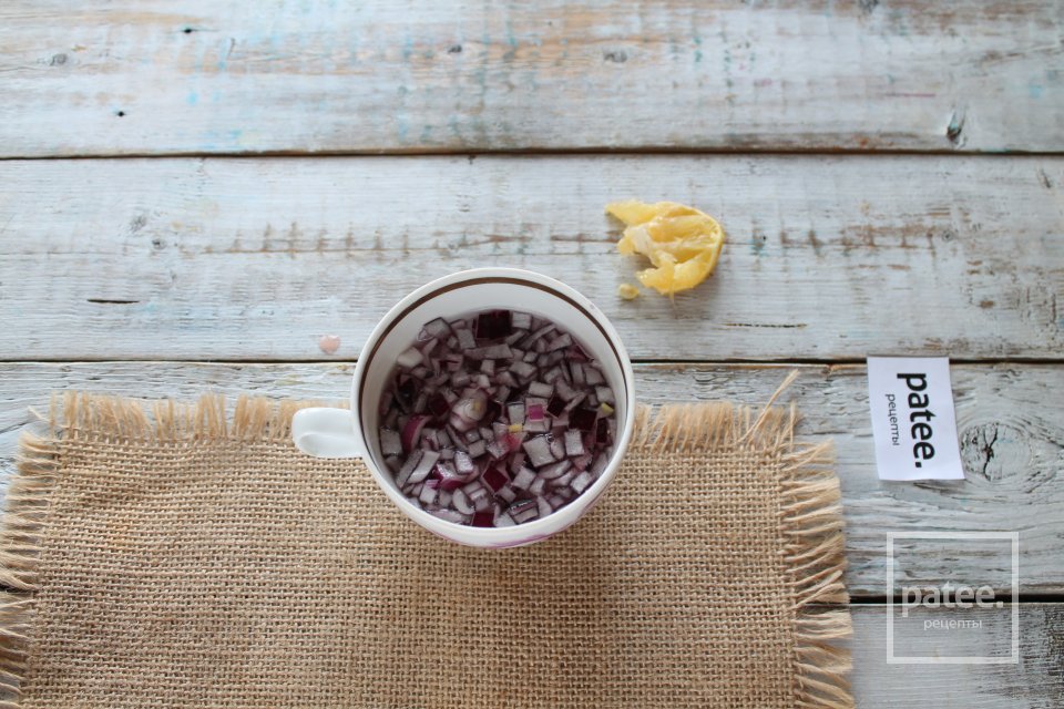 Салат Шуба с малосольной скумбрией - Шаг 4