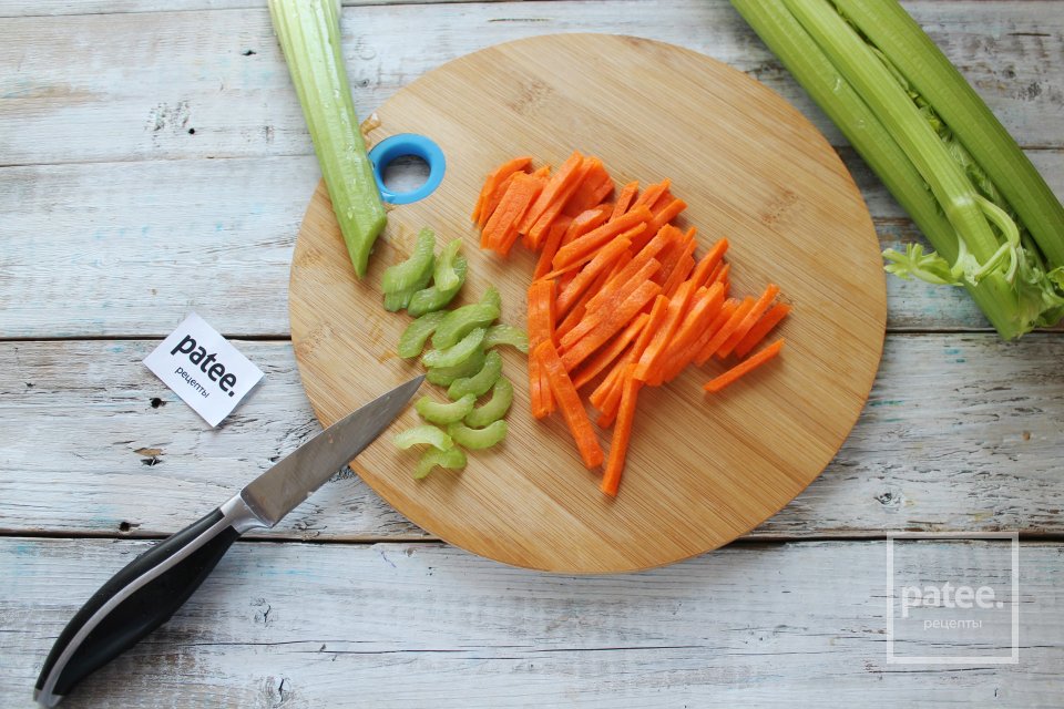 Вермишелевый суп с курицей и куркумой - Шаг 5