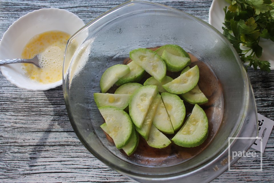 Омлет с кабачком и брынзой в микроволновке - Шаг 8