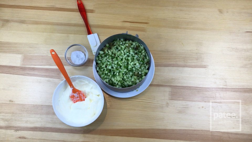 Слоеный салат Овощной торт - Шаг 7