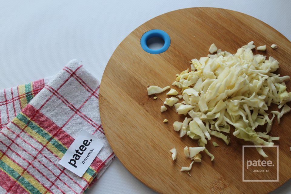 Дрожжевые пирожки с капустой - Шаг 4