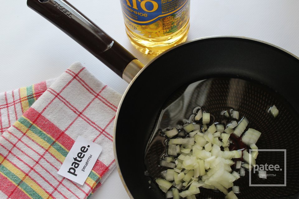 Дрожжевые пирожки с капустой - Шаг 6