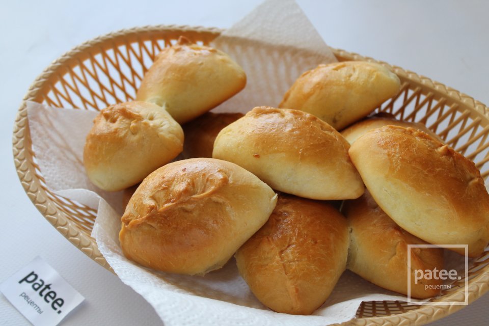 Дрожжевые пирожки с капустой - Шаг 16