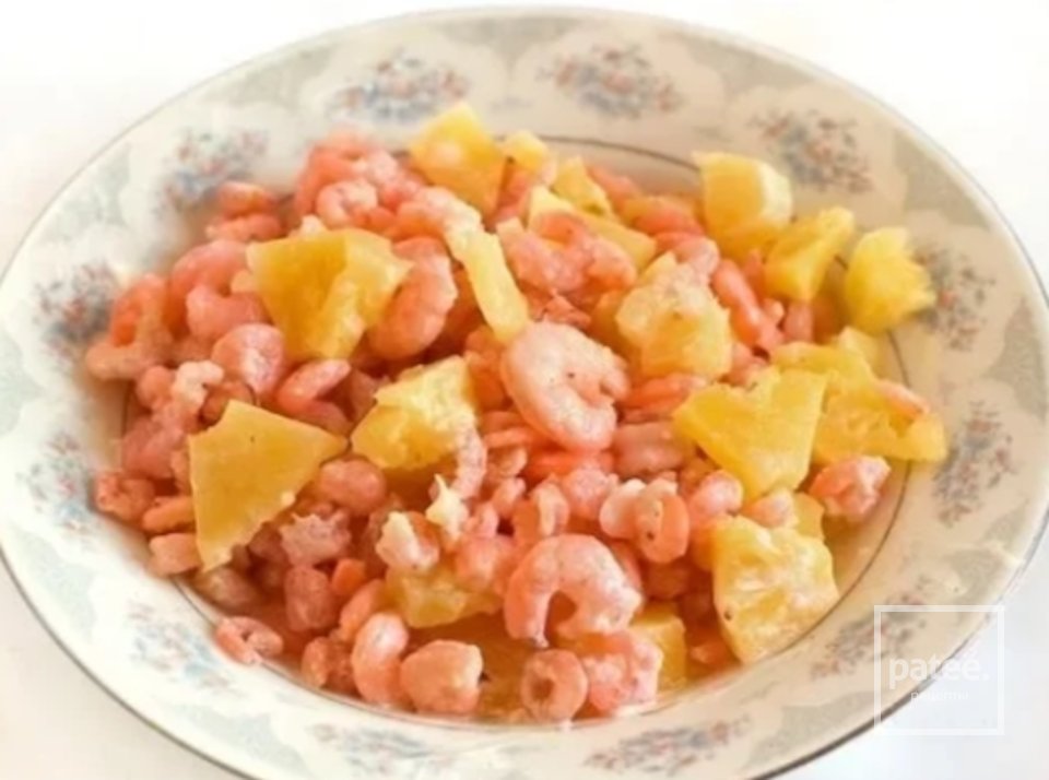 Салат из "Криветок с ананасом" - Шаг 2